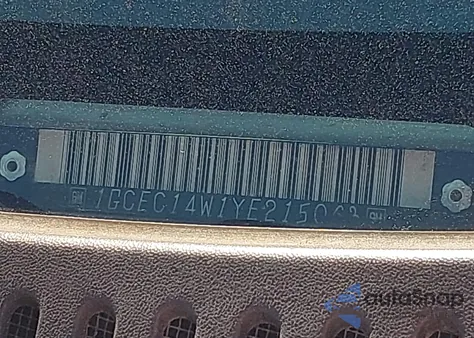 2000 Chevrolet Silverado 1500 from USA, damaged, VIN 1GCEC14W1YE215063